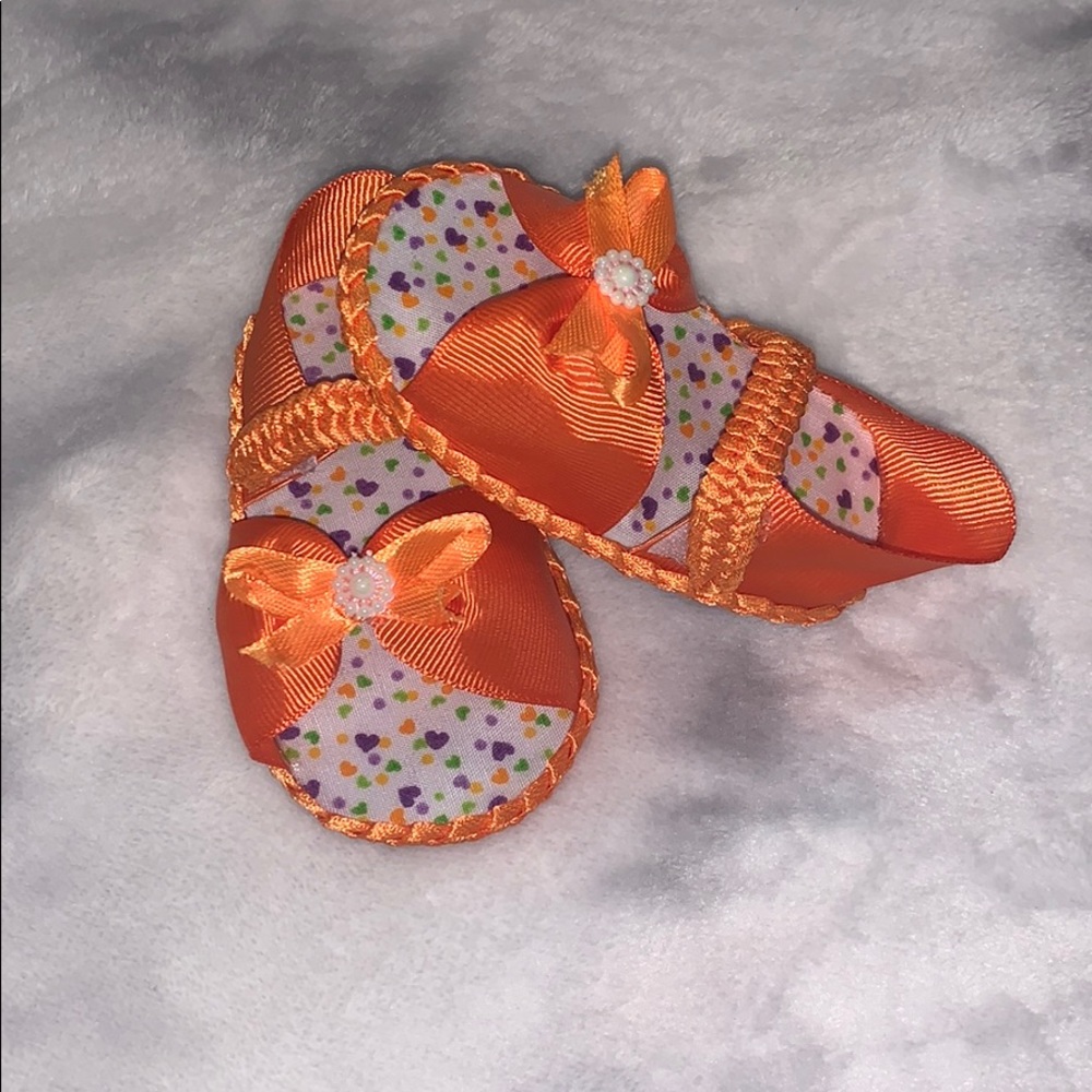 Heart infant shoes